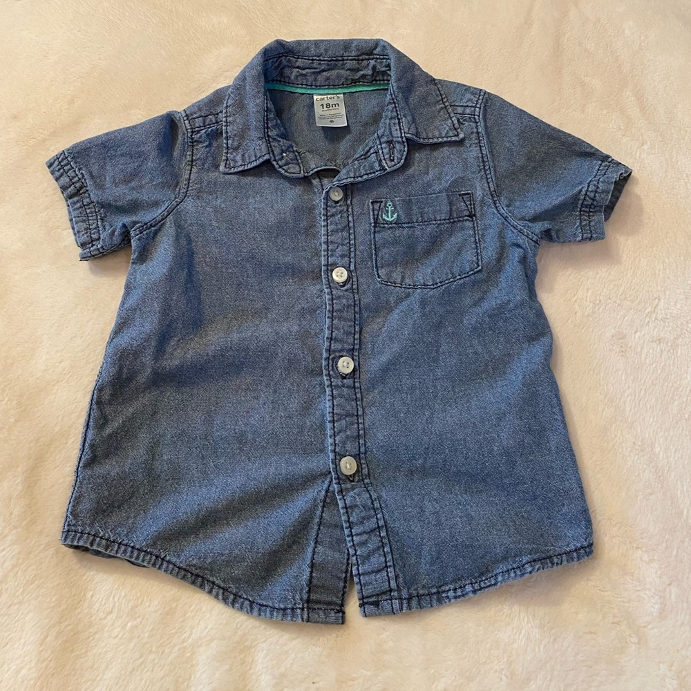 Carter’s Boy Button Down Shirt Size 18M